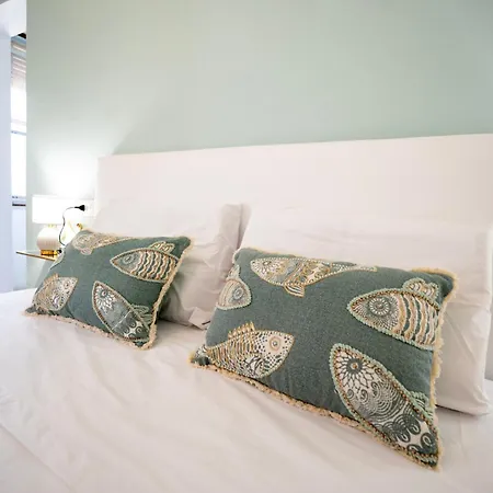 Deledda Boutique 4*